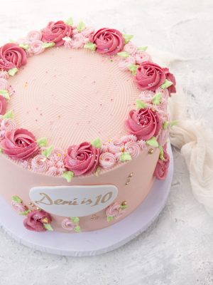Simple Buttercream Cake