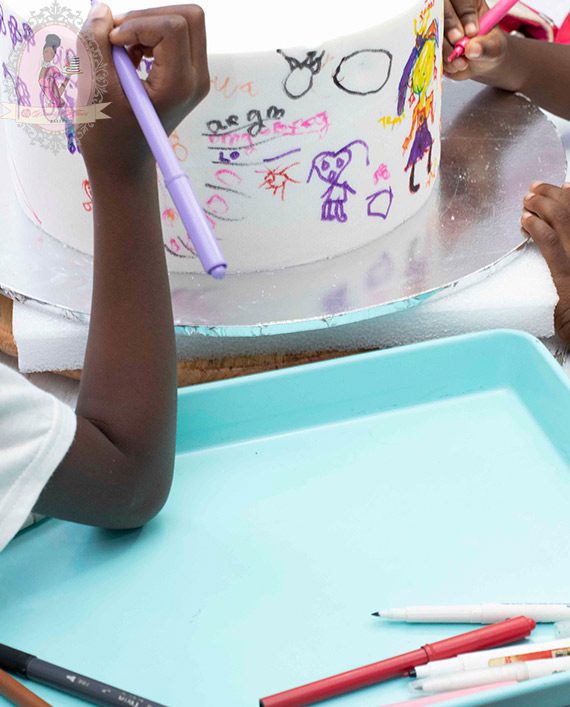 Doodle Cake - Image 4