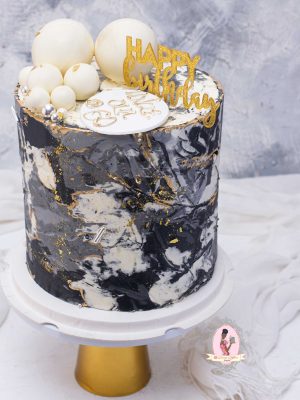 Marble Swiss meringue cake