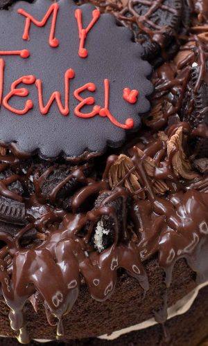 Chocolate Caramel B Cake