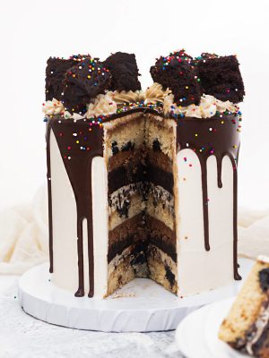 Cookies & Cream Chocolate Cake