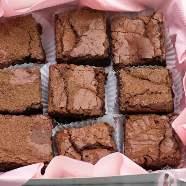12 Fudgy Brownies