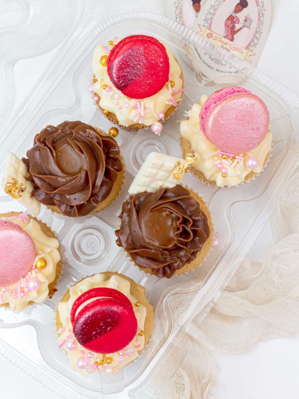 Macaron Cupcakes