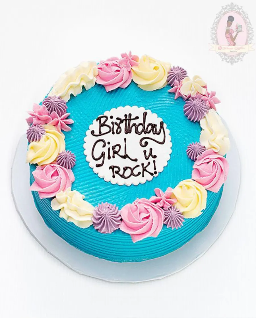 Adore2 Buttercream cake