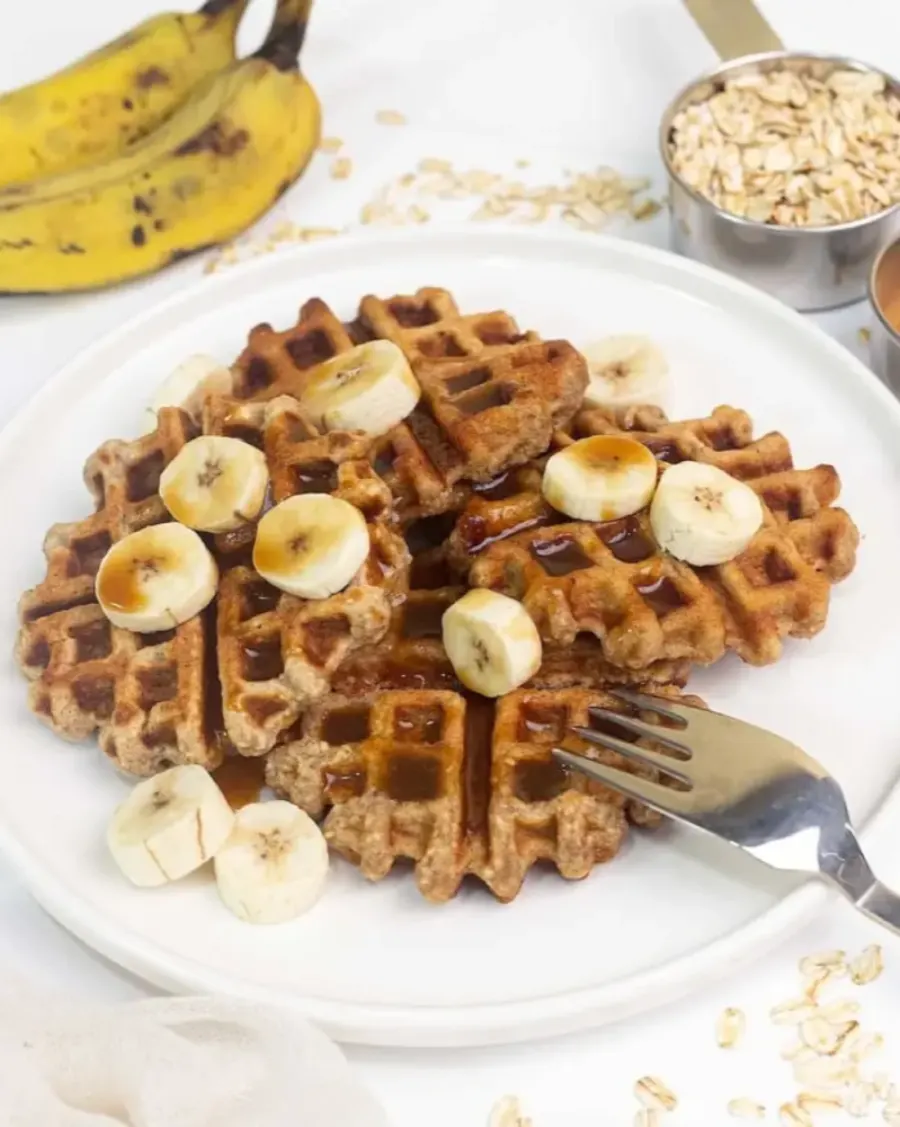 Crisp Banana Oat Waffles
