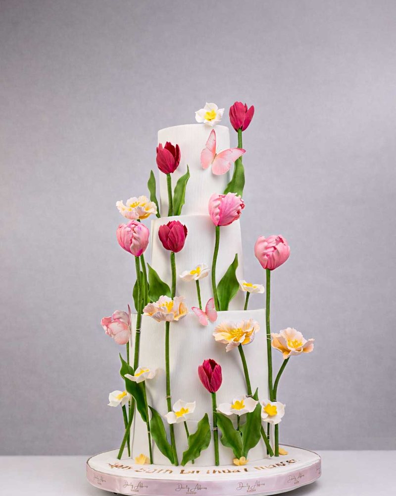 Tulip garden cake
